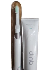Quip Electric Toothbrush + Toothpaste MINT