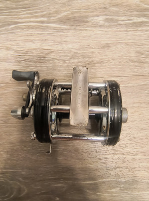 Vintage Abu Ambassadeur 6000 C Baitcast Fishing Reel Clean