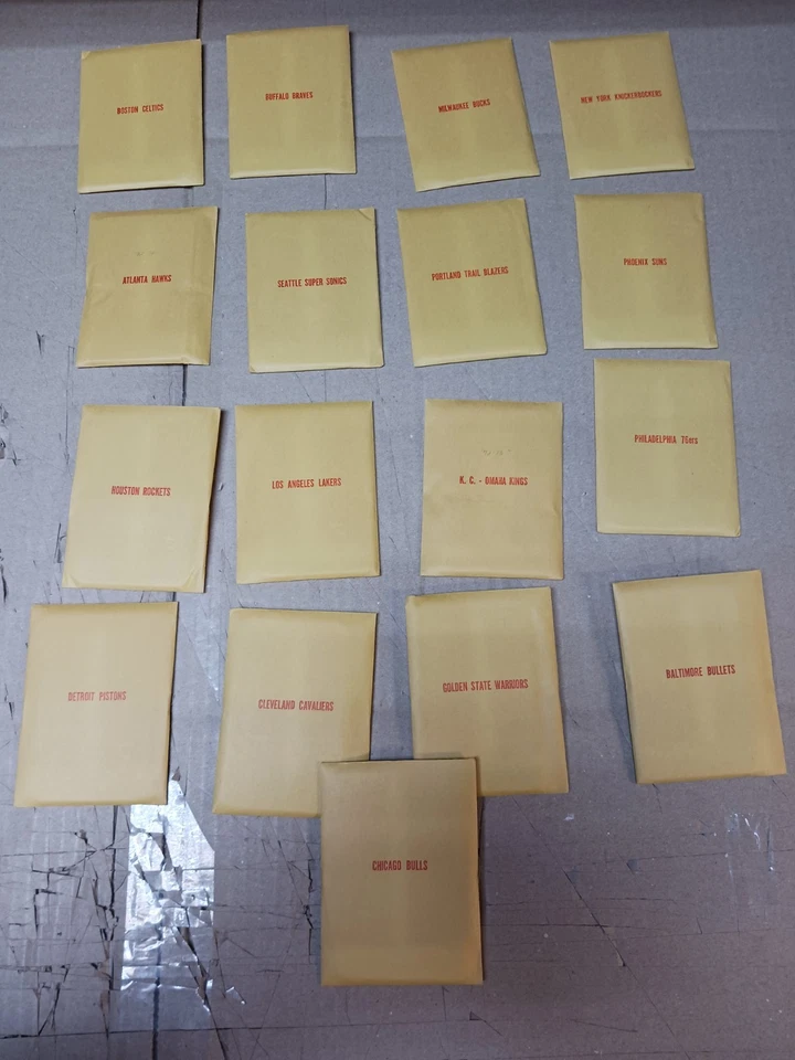 Equipo de la temporada de baloncesto de la NBA de la APBA 1972-73, 100 % completo parece tarjetas nunca usadas. Foto 3 de 4