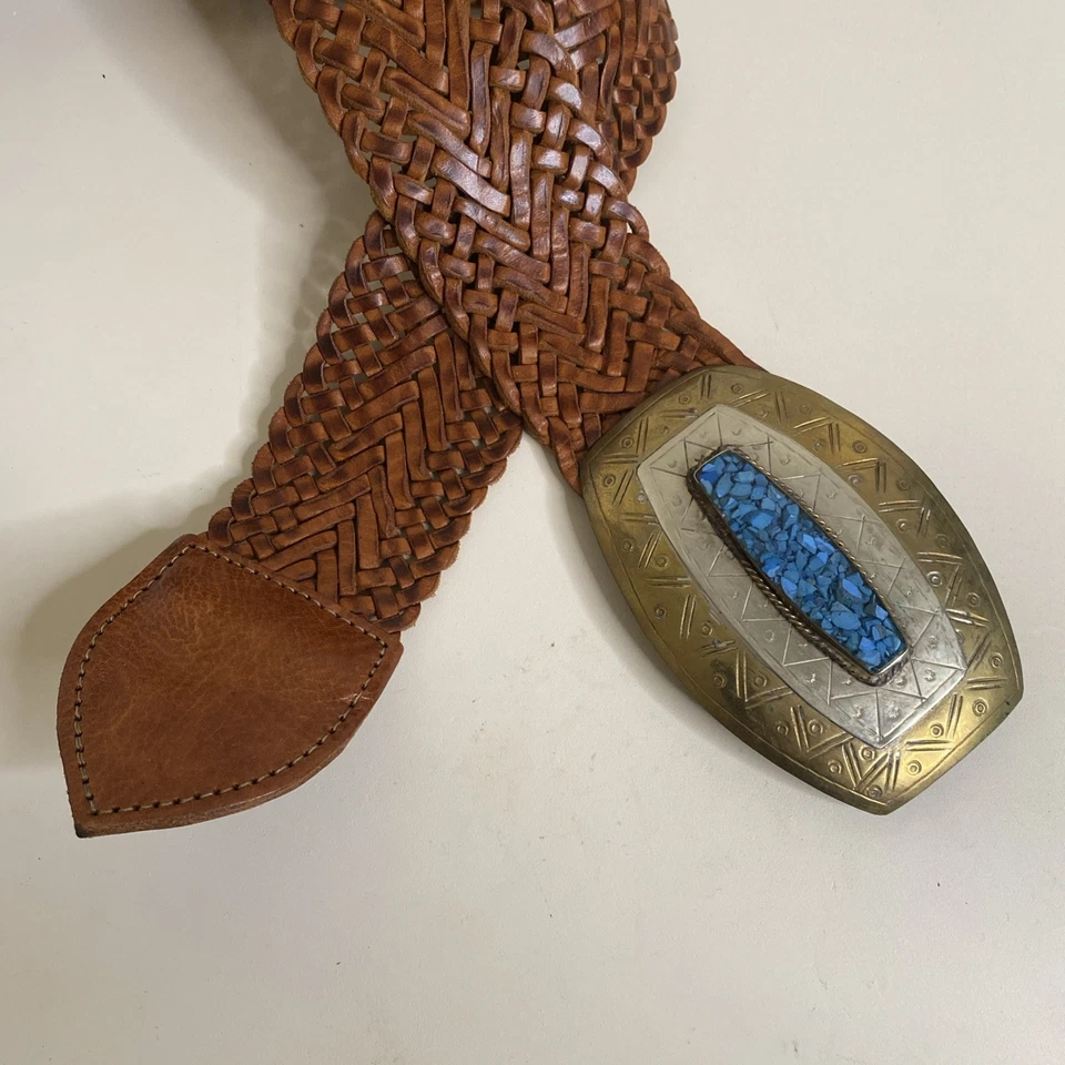 Женский коричневый кожаный плетеный ремень Chico's в западном стиле с большой пряжкой размер L - Изображение 2 из 4