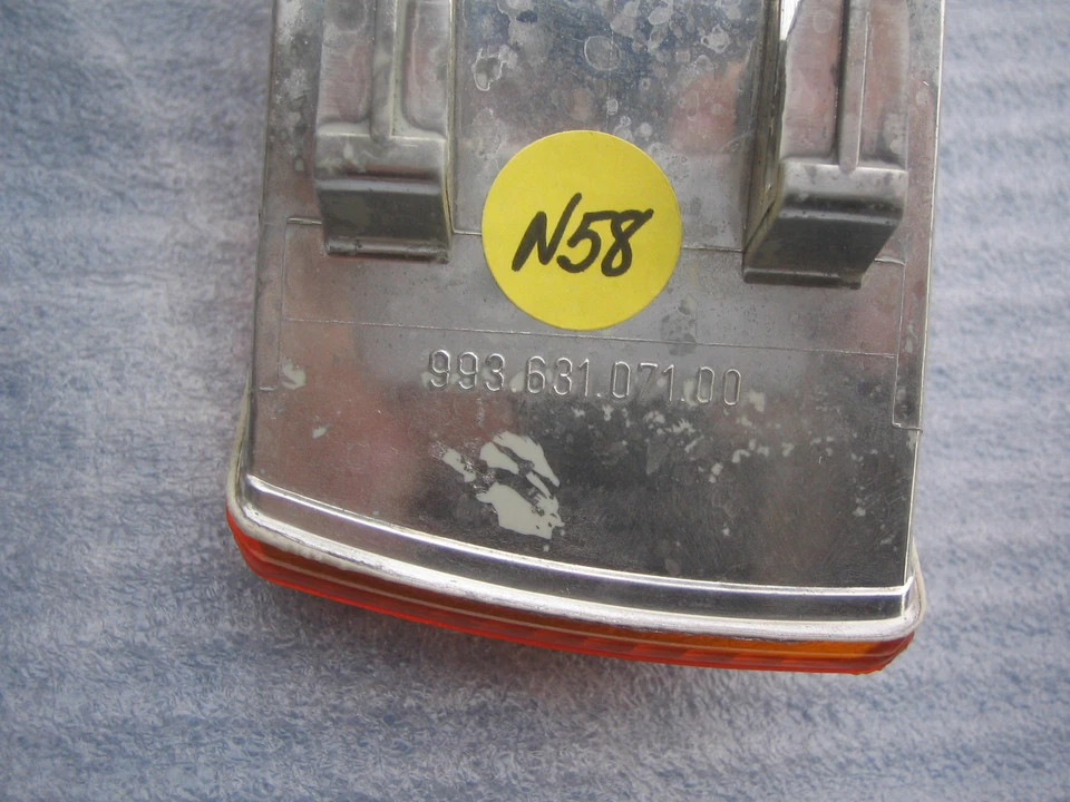 PORSCHE 911 CARRERA FRONT BUMPER CORNER LAMP FACTORY OEM 1995 96 97 1998 993 - Image 4 of 4