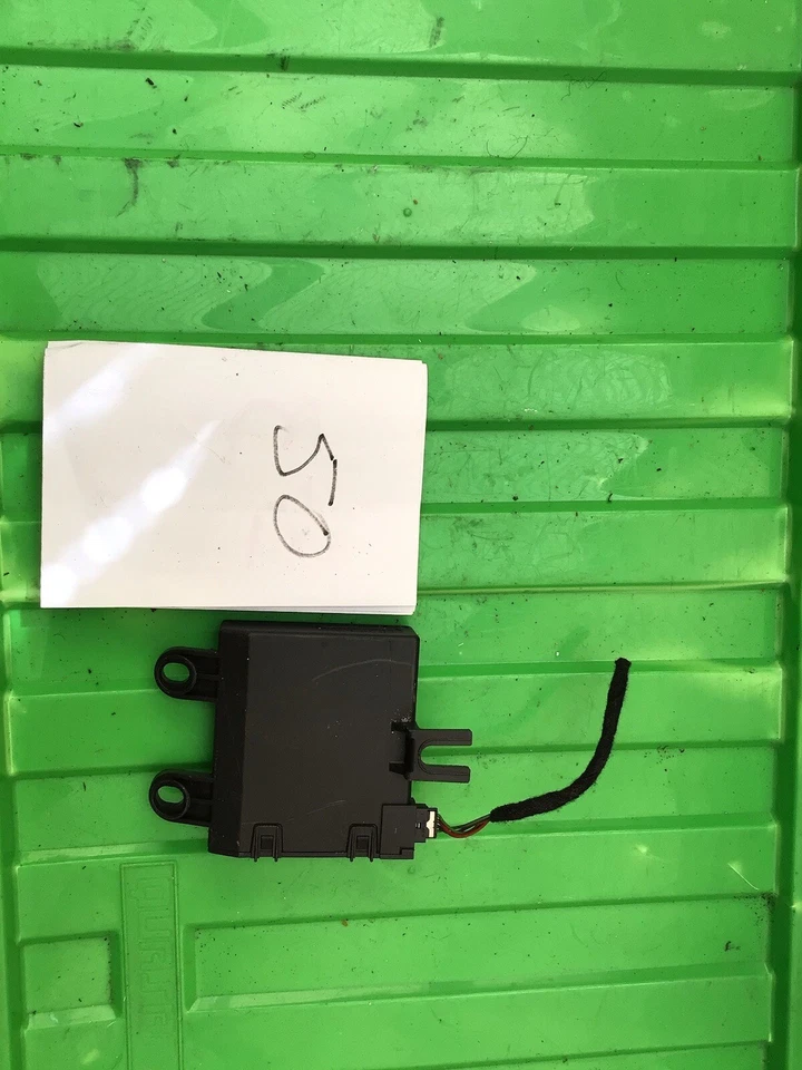 Sensor de alarma de detección de movimiento convertible Audi A4 2005 Foto 2 de 2