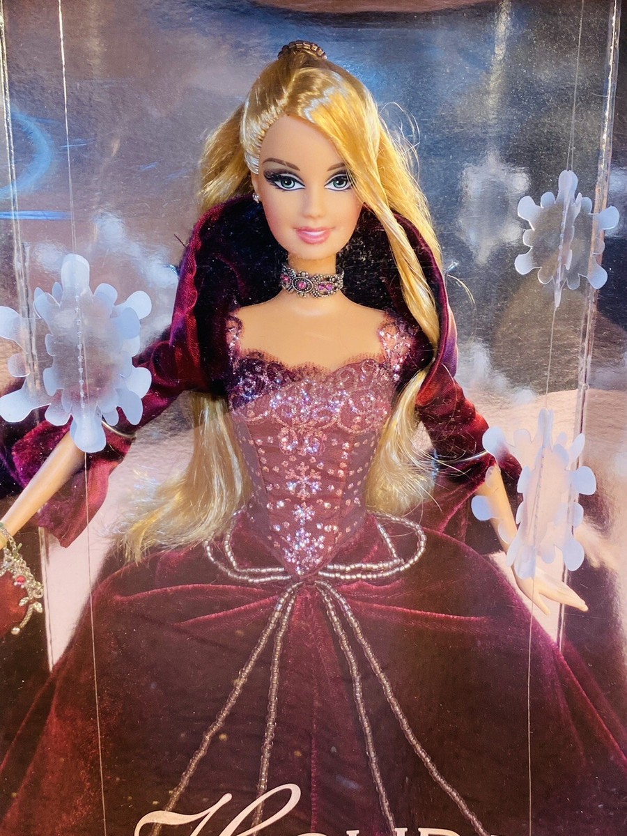 2004年バービーBarbie ハロウィン　ヴィンテージ 魔女ドレス 2004 Special Edition Holiday Barbie Burgundy dress- New in Box