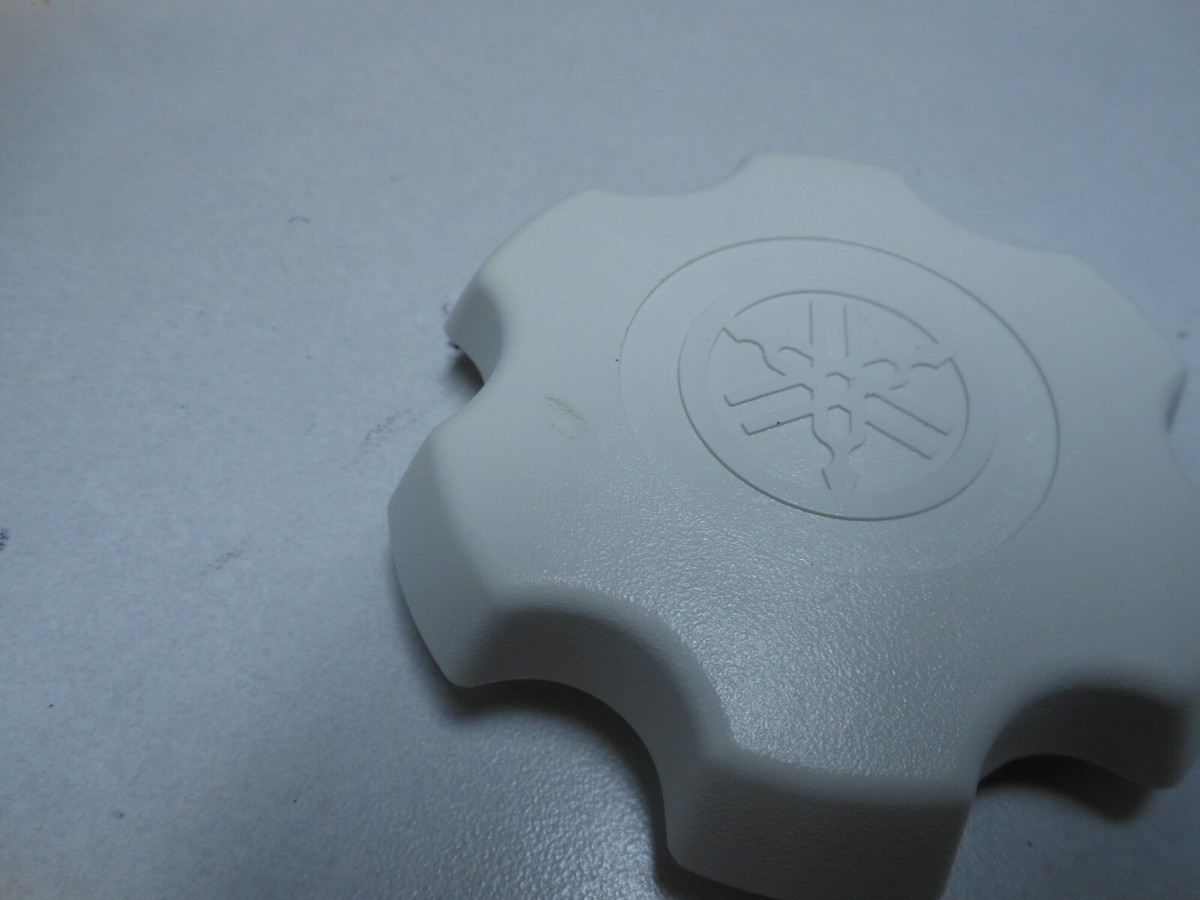 NOS Yamaha OEM Fuel Filler Cap 96-97 SJ700 96 WB760 WRA650 NOS Yamaha OEM Fuel Filler Cap 96-97 SJ700 96 WB760 WRA650