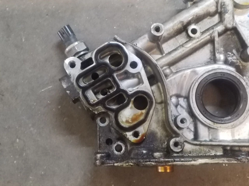 3.5L Oil Pump w/ Housing | Fits 2011-2017 Honda Odyssey - Image 2 of 4