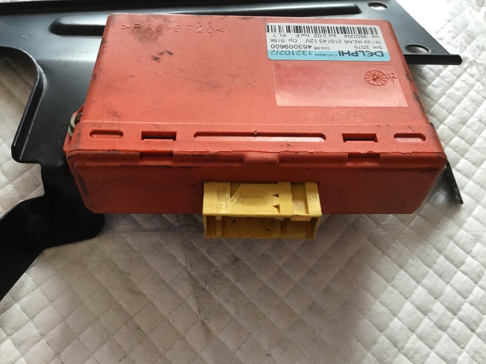 09-12 Maserati Quattroporte Rear AC Control Unit (12v) OEM: M139 210143 #1363