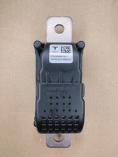 OEM 1064689-00-J High Voltage Battery Disconnect Pyro Fuse  For Tesla Model 3 Y