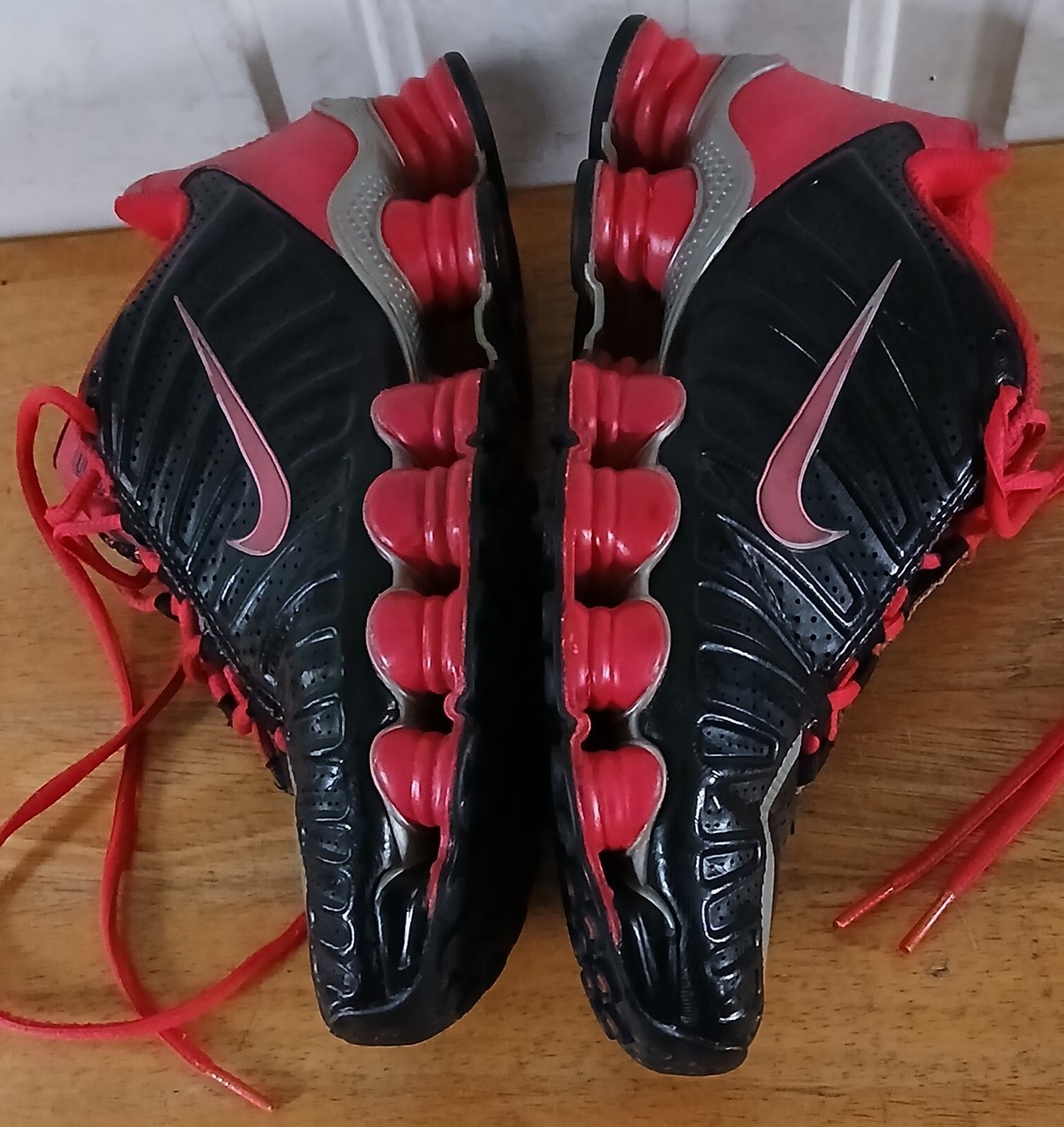 2011 Nike Shox TLX NS DK 488344-061 Black/Red Women's Shoes. Sz