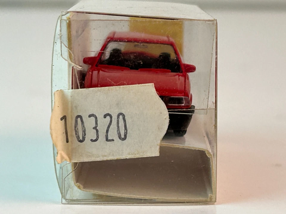 Modelos Rietze escala 1:87 Audi 80 sedán Foto 3 de 4