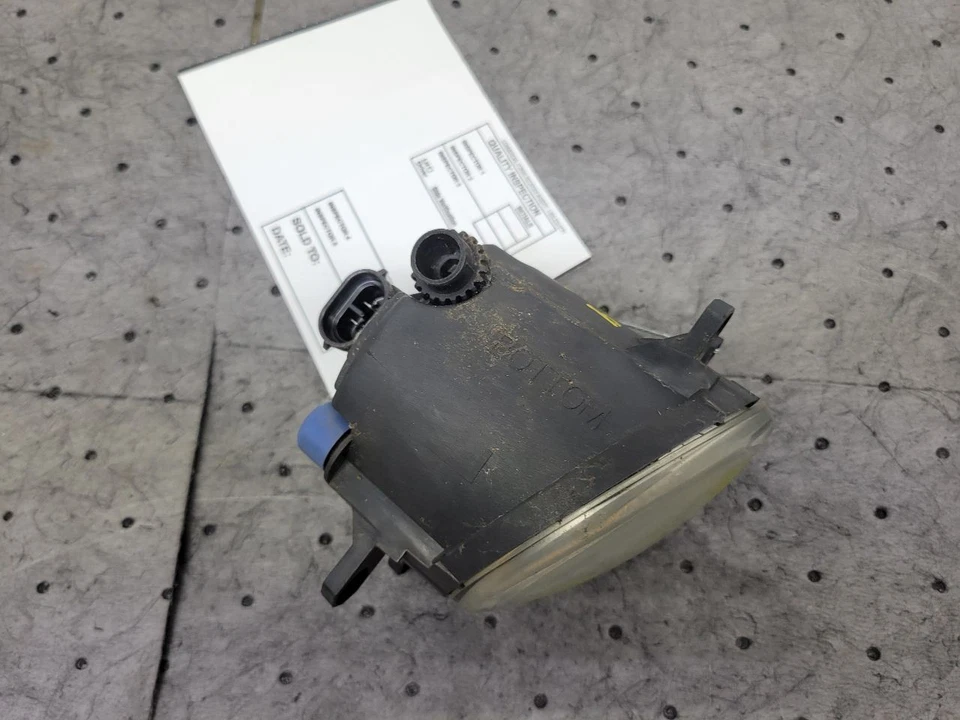 司机转角/公园灯雾驱动掀背车适合 06-19 YARIS 1650686 — 第 3/4 张图片