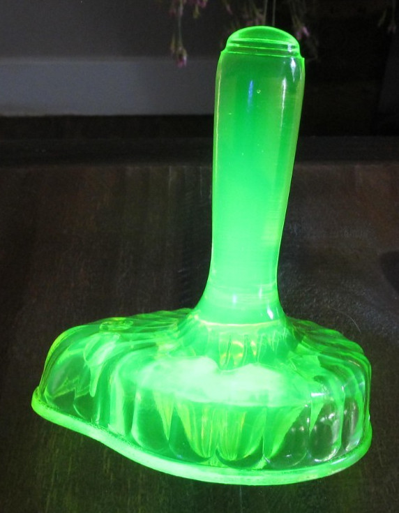 Duboe Yellow Vaseline Uranium Glow Glass Hand Held Juice Reamer Juicer ~RARE~