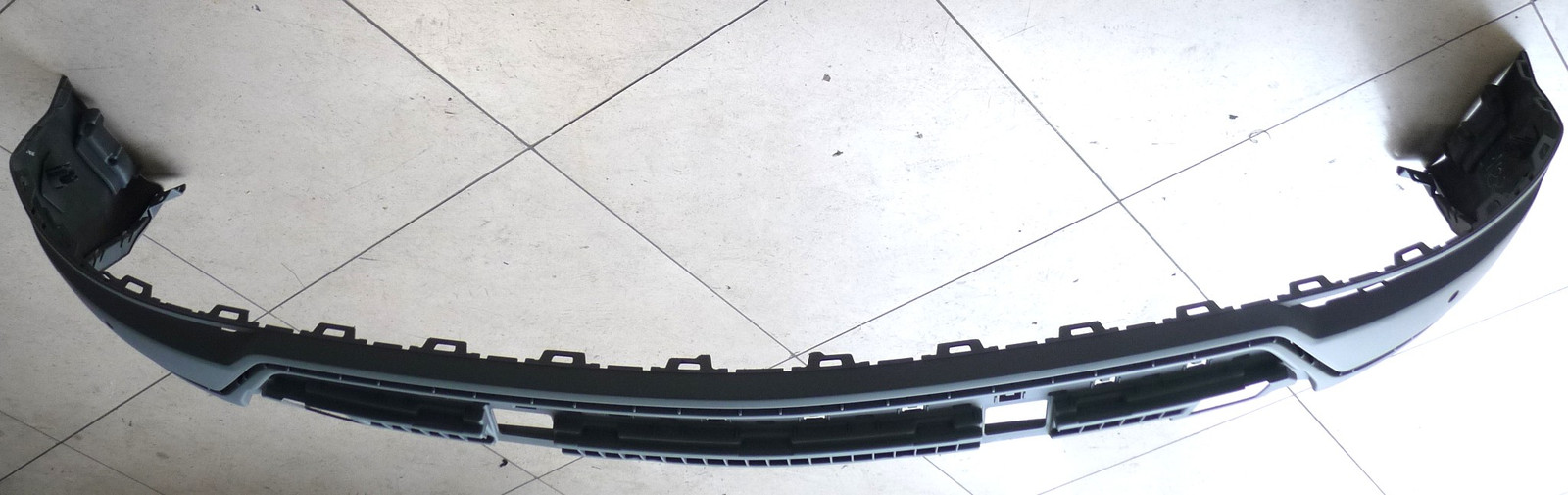 2019 2020 2021 Lamborghini Urus Rear Middle Bumper Cover 4ML807305A OEM