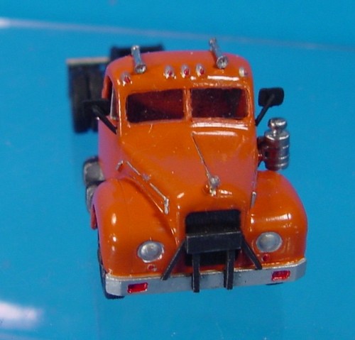 HO/HOn3 1/87 MACK B SERIES CAB & CHASSIS KIT WISEMAN MODEL SERVICES CS-0003 - Picture 4 of 4