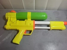 Hasbro 2008 20th Anniversary Super Soaker 50 Water Gun Toy tested