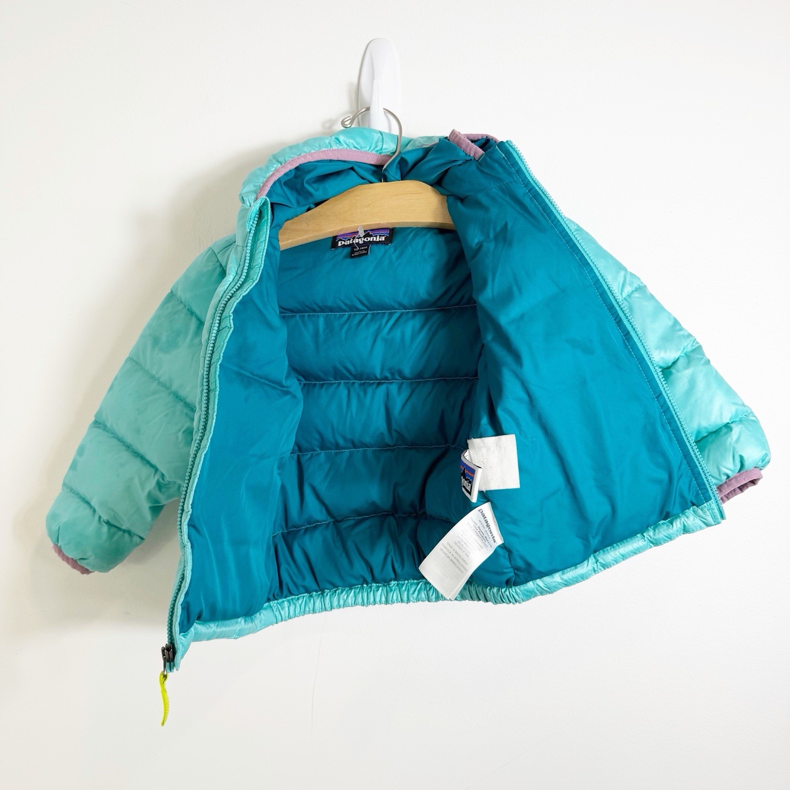 Patagonia Baby Hi Loft Down Sweater Hoodie Jacket Teal Infant 12-18 Months thumbnail 3
