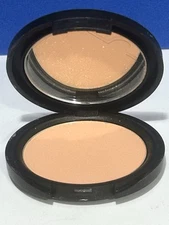 MAKE UP FOR EVER - 03 - Ultra HD Microfinishing Pressed Powder travel size