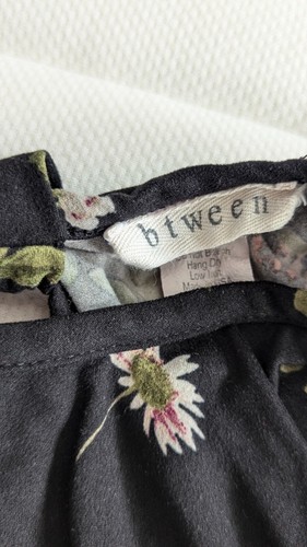BTWEEN Size 8 Women's Blouse Tshirt Short Sleeve Black Floral - Picture 20 of 24