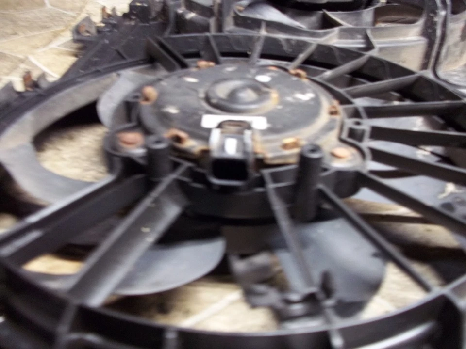 06-08 CHEVY EQUINOX 06-08 PONTIAC TORRENT MONTAJE DE VENTILADOR/FRIGERACIÓN ELÉCTRICA 3,4 L   Foto 3 de 4