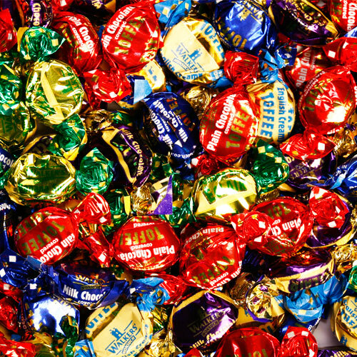 Walker's Nonsuch Assorted Toffees & Eclairs - Picture 1 of 6