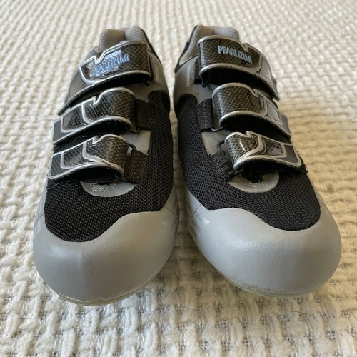 Pearl Izumi I-Beam Vagabond R4 5092 Fahrradschuhe Damen Größe US 7 EU 38 - Bild 4 von 12