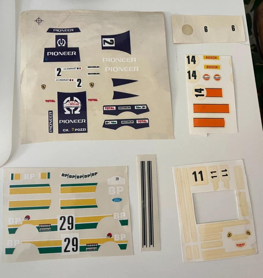 SOBRE SORPRESA 5 CALCAS/ADHESIVOS ALEATORIOS NO NUEVOS SCALEXTRIC EXIN NINCO FLY - Imagen 4 de 4