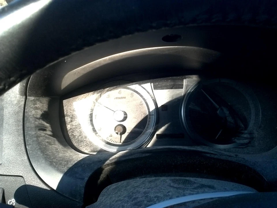 Alternador usado se adapta a: Lexus ES350 2010 construido en Japón 130 amperios grado B Foto 2 de 4