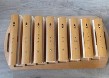 Klangbausteine, 8 Stück, mit Holzunterlage von Musikgarten