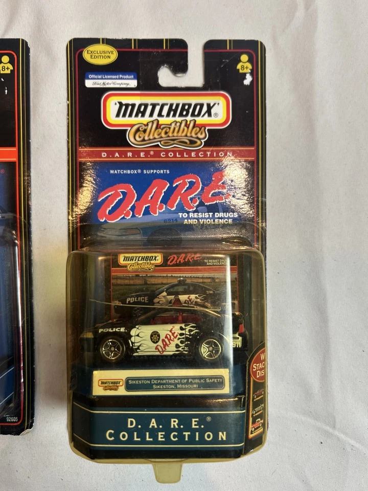 Lote de 4 Coches Matchbox 1999 Vintage: D.A.R.E. Colecciones’ escala 1:64 nuevo en caja  Foto 3 de 4