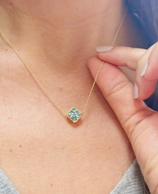 Quadratischer geschliffener Aquamarin Anhänger und Kette Einfassung 14k massiv Gelbgold 2,00ct