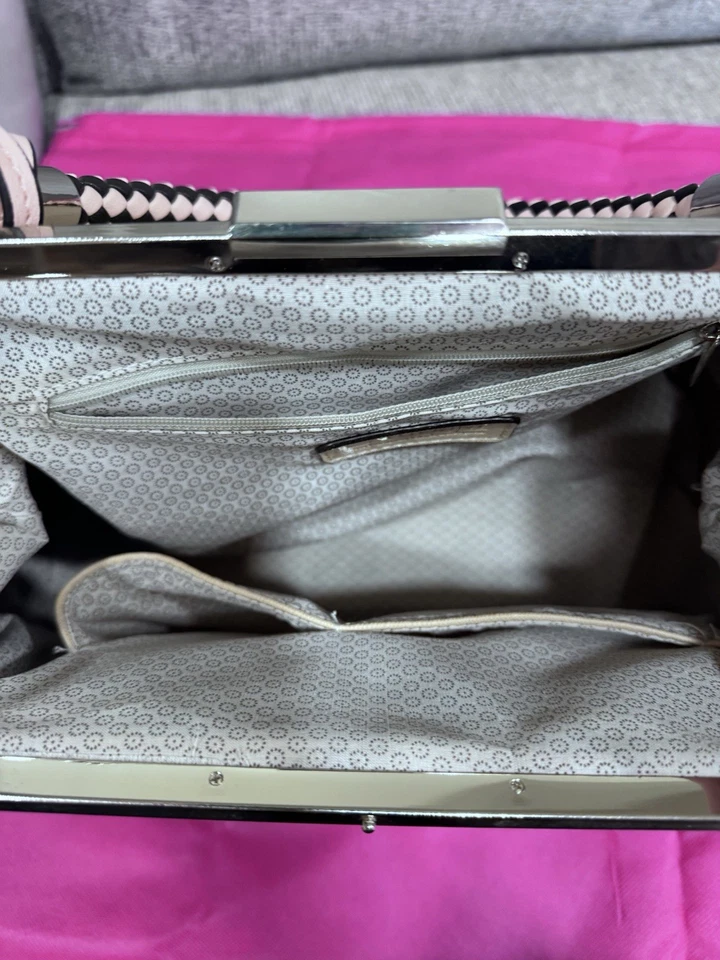 Bolso de Mano Catherine Malandrino Annabelle Marco Marfil Rubor 3D Floral Foto 4 de 4