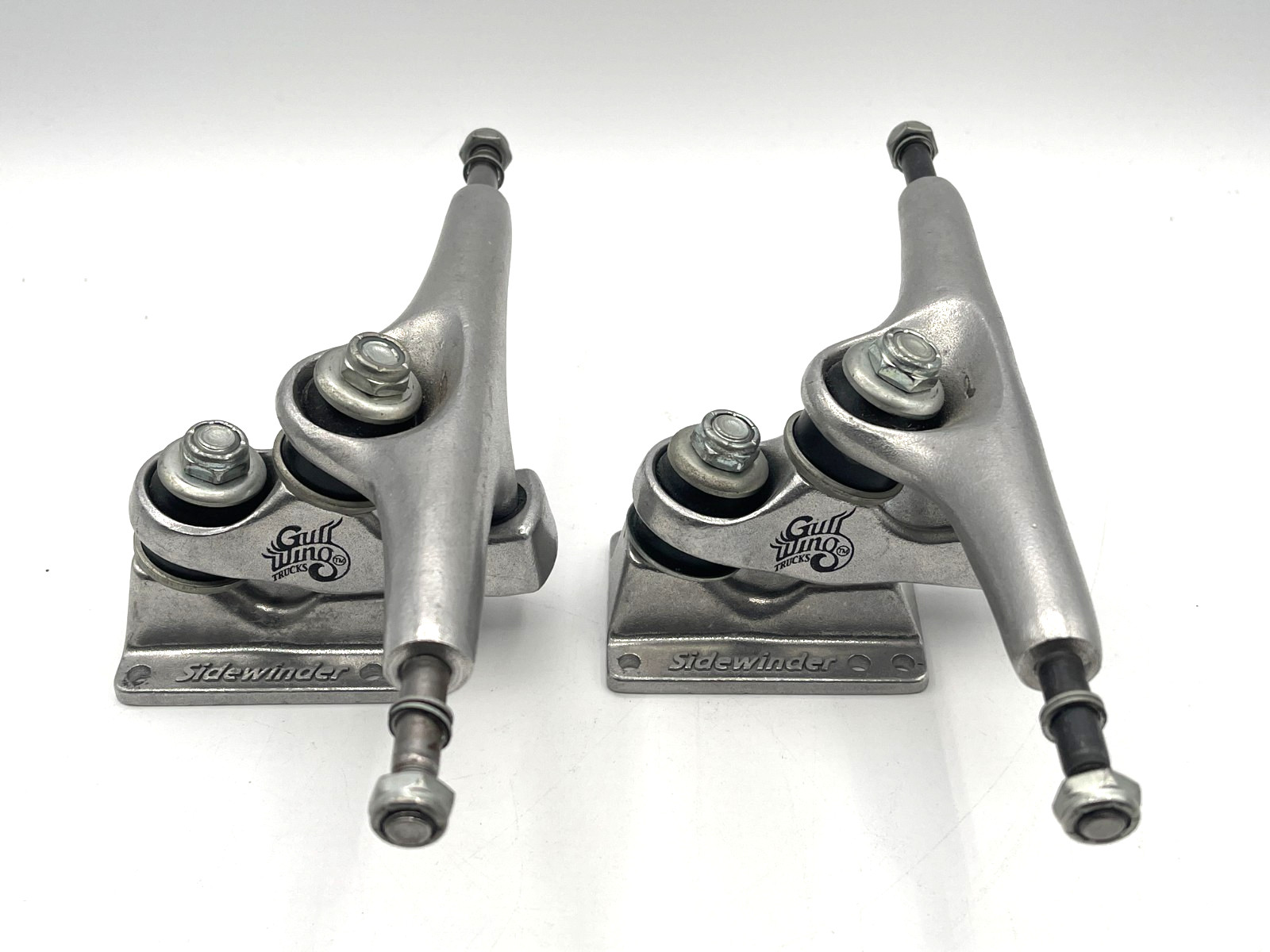 9in Wide SIDEWINDER GULLWING Trucks VINTAGE - NEW