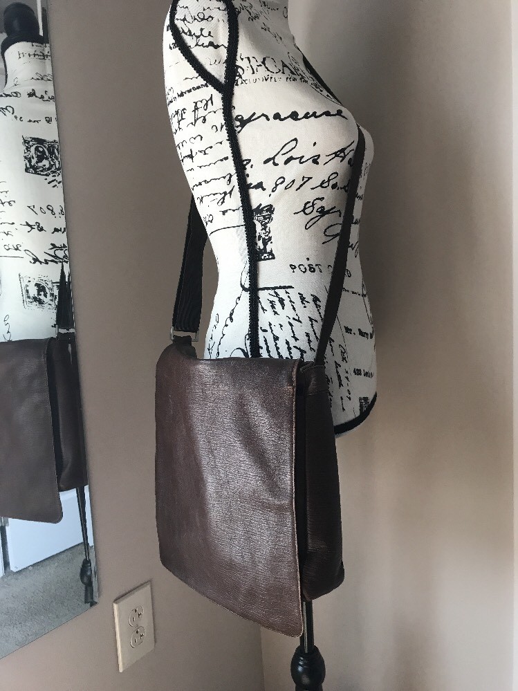 multi pocket work bag