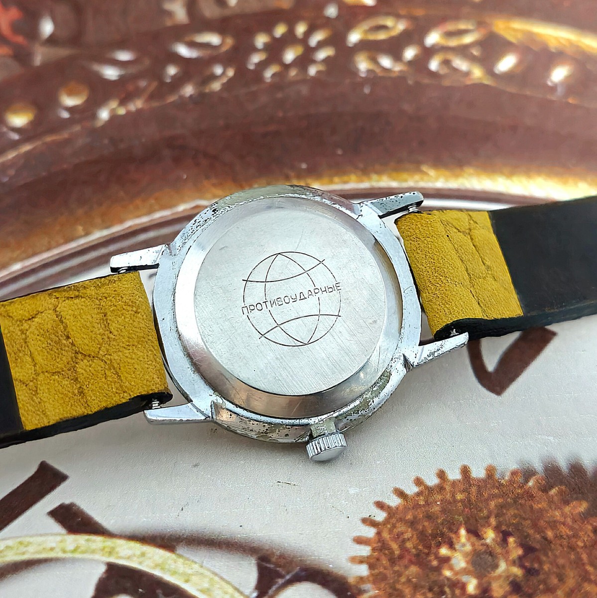 【爆売り!】 WA43【ヴィンテージ】Raketa 21Jewels 60S 時計 ケースのみ アナログ(手巻き)