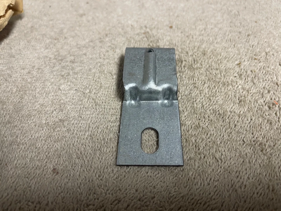 NOS FORD D8BZ-16828-B 1978-83 FAIRMONT MERCURY ZEPHYR HOOD PROP ROD RETAINER - Image 4 of 4