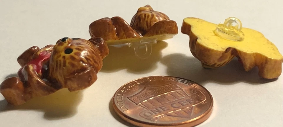 3 JHB Hand-Painted Teddy Bear Red Heart Resin Shank Buttons 19mm 3/4" Tall 12534 - Image 4 of 4