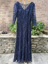 Tahari Navy Sequin Formal or Mother of the Bride Size 8