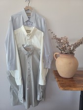 Lote (3) camisas minimalistas neutras abotonadas Roundtree & Yorke Gold Label 17x35