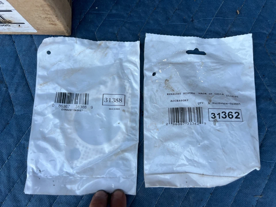 1998-2000 Volvo S70 V70 XC New Exhaust Gasket Hardware 31388, 31362 #3162EM - Image 4 of 4