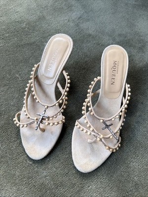 Alexander McQueen S/S 2003 Irere Cream Rosary horn Heels