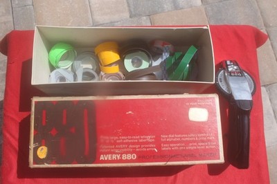 Vintage Avery 880 Professional Label Maker Black Chrome 3/8-1/2 W Ribbon Org.Box