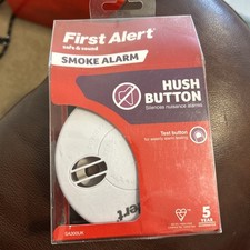 First Alert SA300UK 9V Ionisation Smoke Alarm with Test and Hush Button - White
