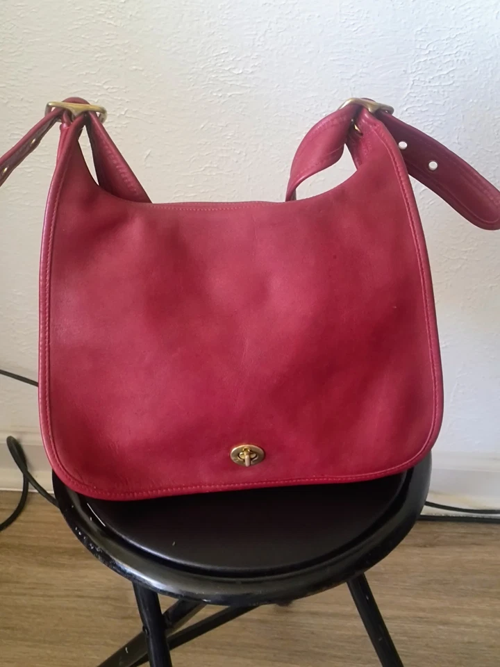 Coach Red Leather Medium Shoulder Bag - Image 4 of 4