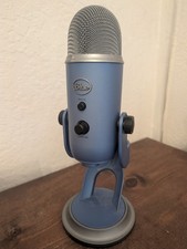 Blue Yeti 988-000402 USB Blue Microphone