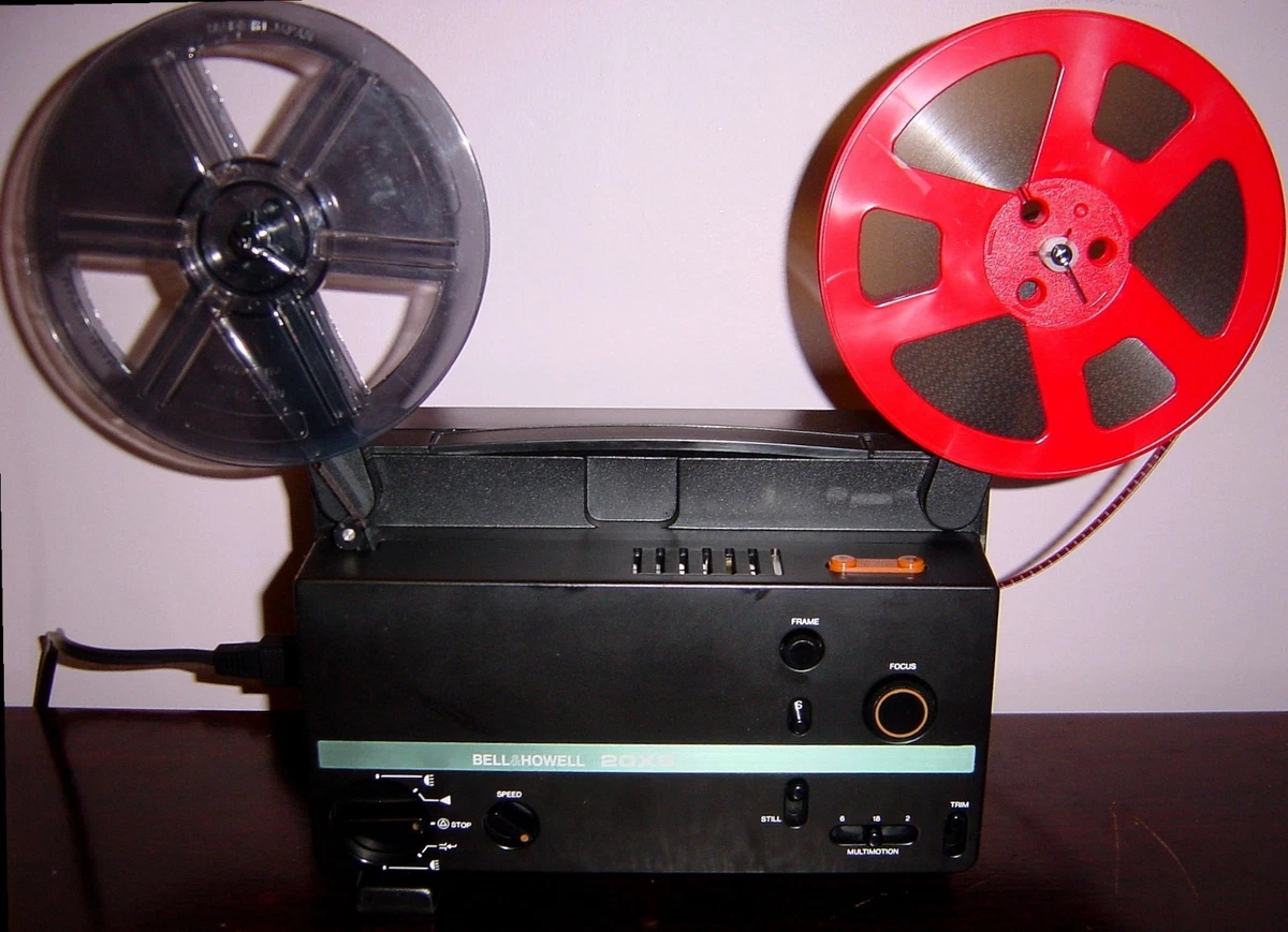 Projecteur De Film Vintage Bell & Howell 8 Mm Modèle 1487A - Chargement Auto - état Excellent