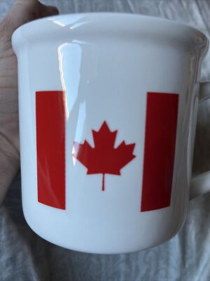 Pottery Barn Canadian Flag Ceramic Tea Cup Coffee Mug White With Red Maple Leaf