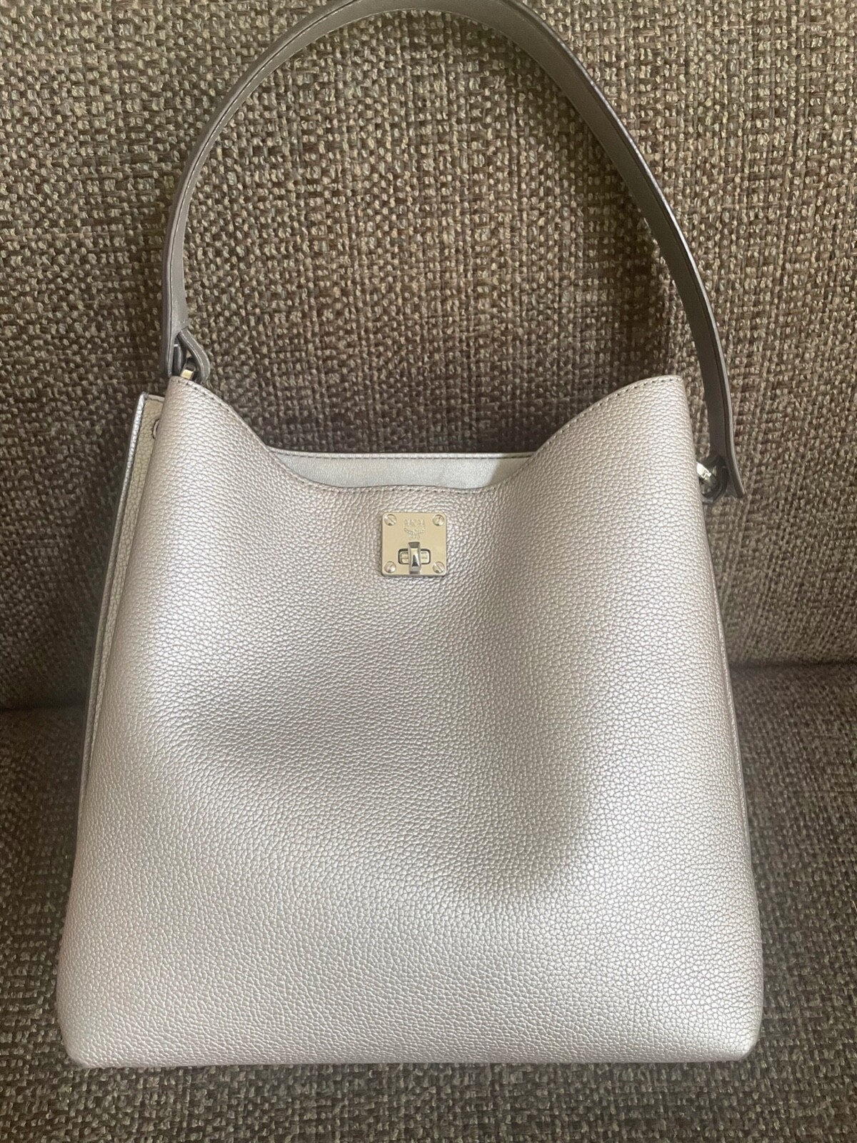 MCM Fontanellas Park Ave Milla Leather Hobo - image 4