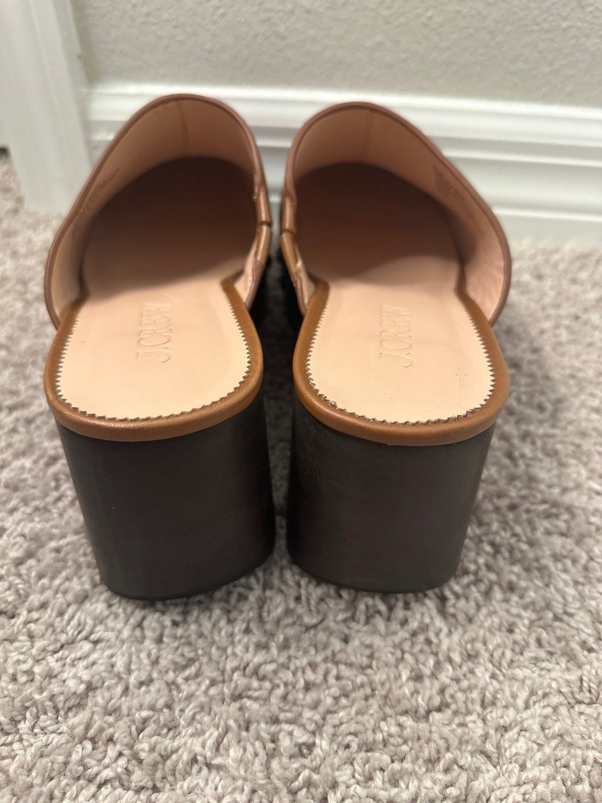 j. Crew platforms - image 3