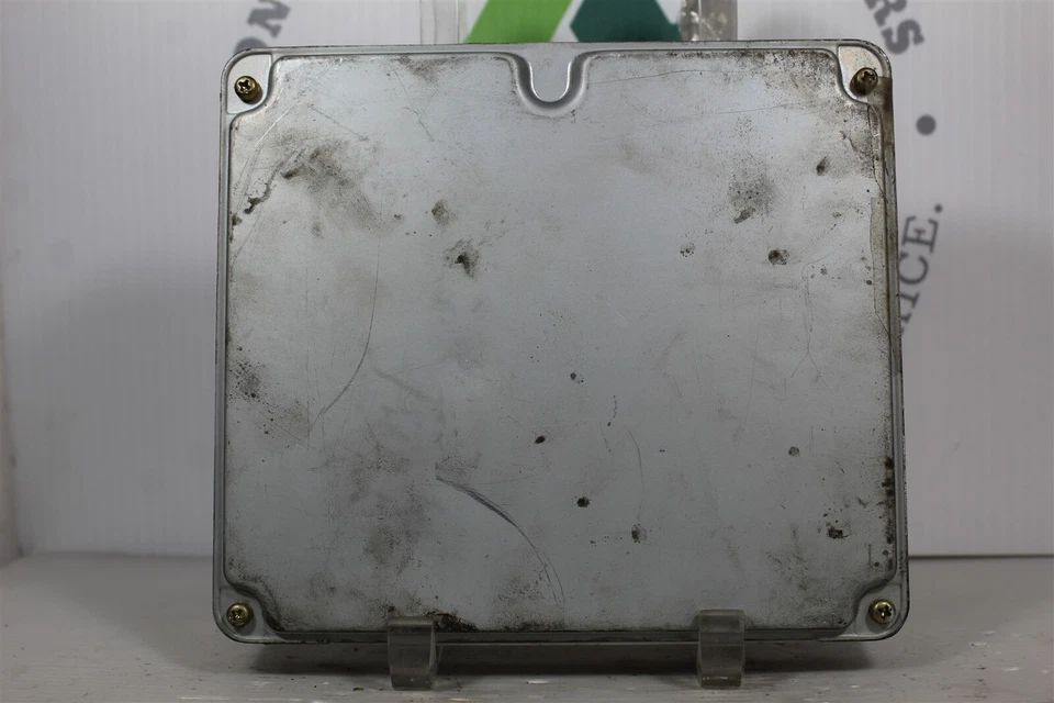 8966620040 Toyota Celica 2000 GT AT Unidad de control del motor Módulo ECU 548 16B3 B37 Foto 2 de 4