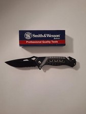 Smith  Wesson SW608S 8.5in High Carbon S.S. Folding Knife 3.4in Serrated NEW