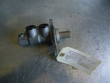 Maître-cylindre de frein Mitsubishi COLT